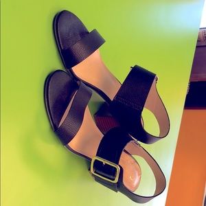 Ladies sandals black colour